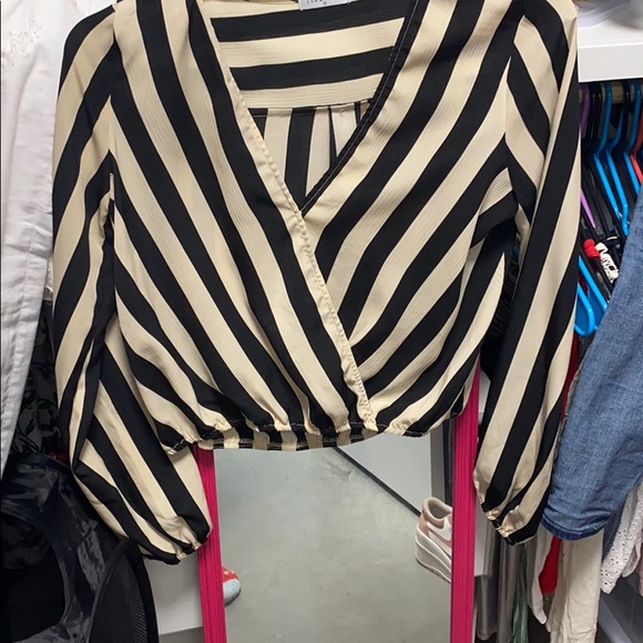 blouse - Picture 1 of 1